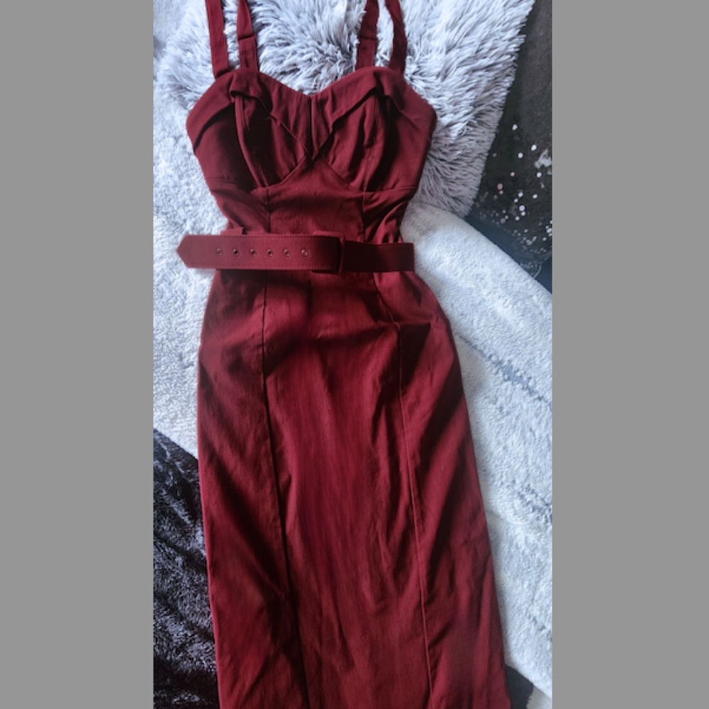 RARE! MANEATER WIGGLE DRESS IN BURGUNDY - VIXEN BY MICHELINE PITT SZ SM NWT - Picture 3 of 7